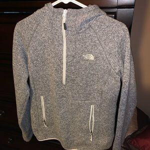 North Face Pullover!!
